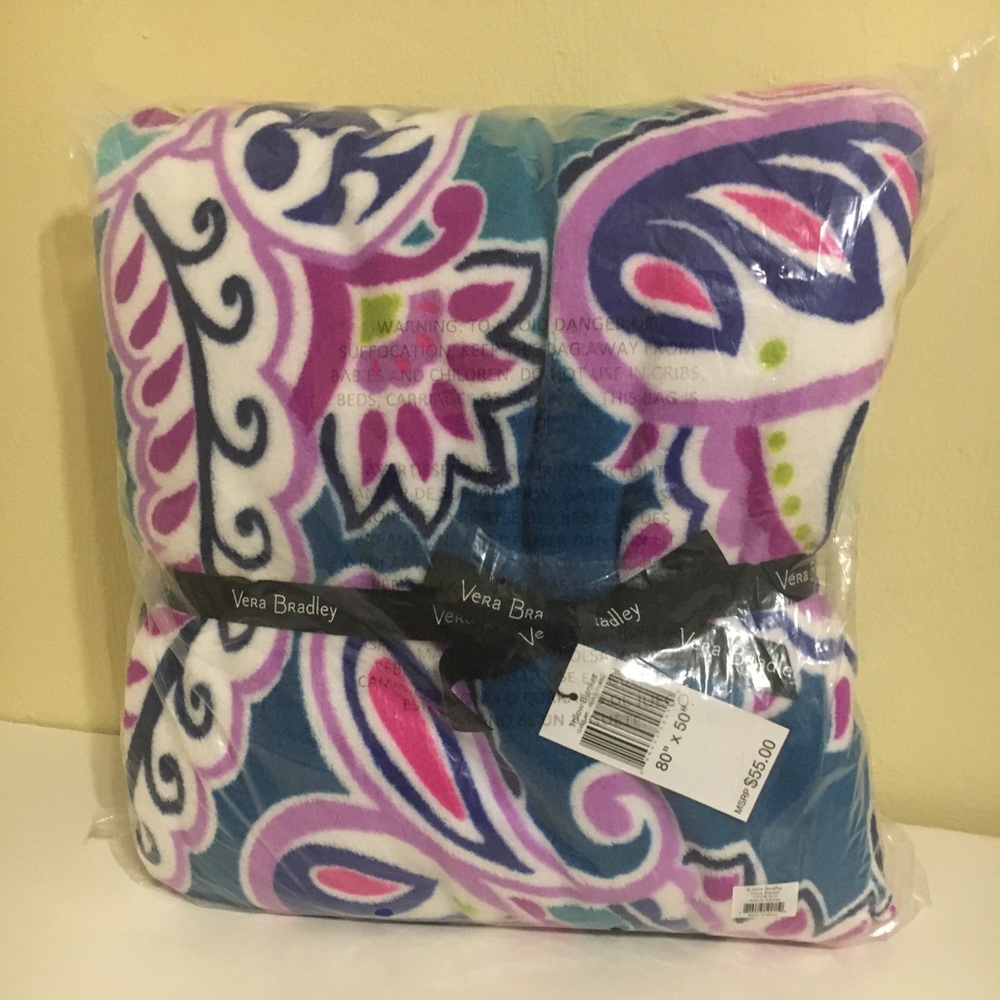 Vera Bradley Soft Blanket Waikiki Paisley 80”x 50”